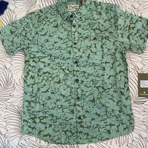 NWT Howler Men’s short sleeve button down